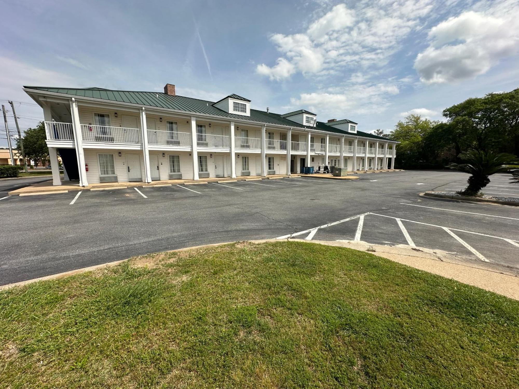 Baymont By Wyndham Thomasville Ngoại thất bức ảnh
